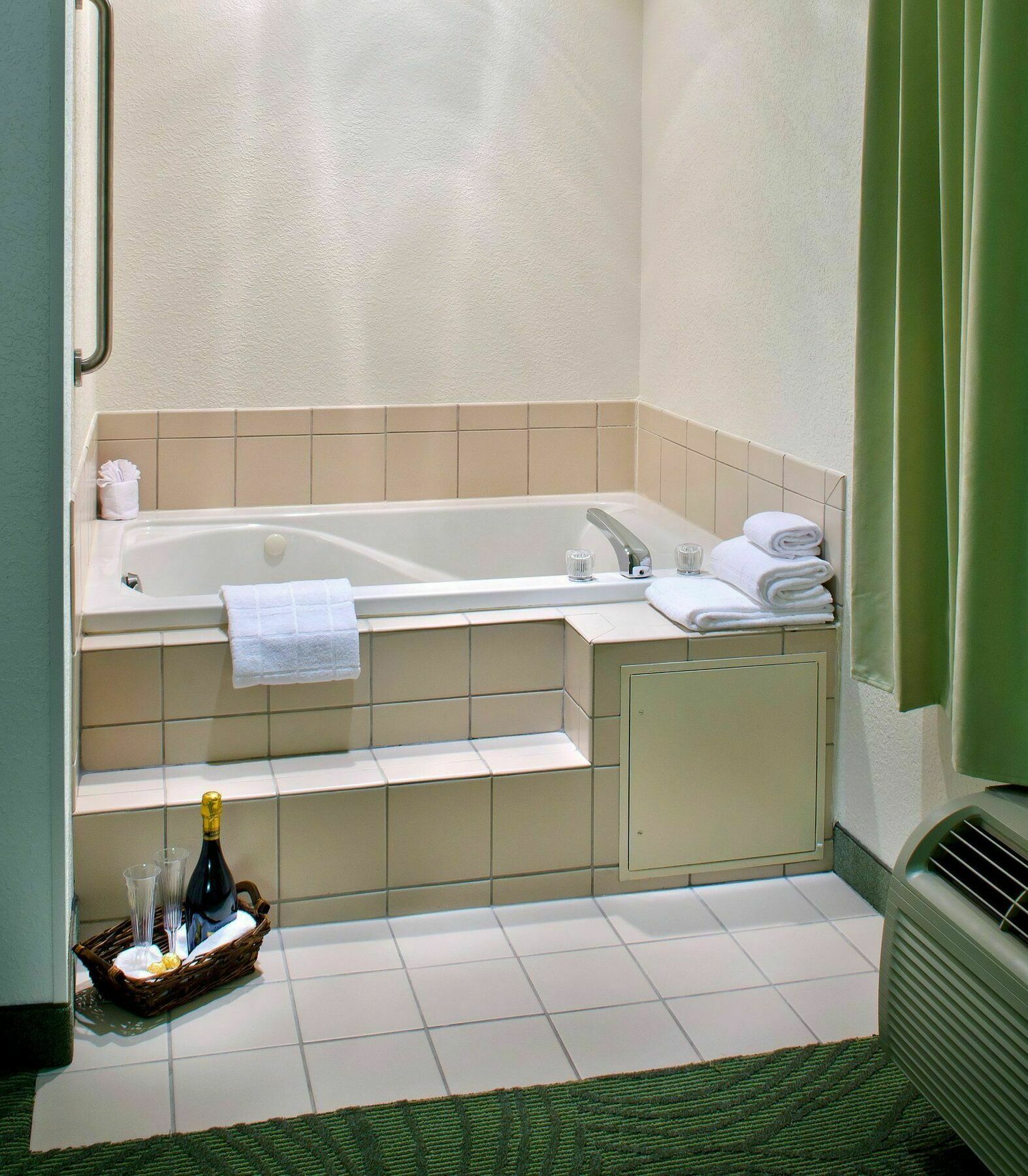 Springhill Suites Данбери Экстерьер фото